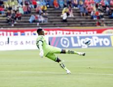 David Cabezas, El Nacional, arquero, LigaPro, Copa Ecuador