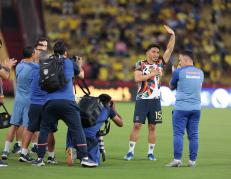 Ángel Mena en su despedida de la Tricolor.