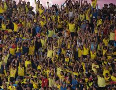 La Tri sintió el calor de la hinchada de la costa. Al menos 40 mil personas acudieron al Monumental.