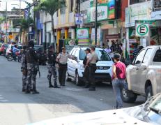 policía en tachina