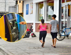 Los delincuentes intentaron llevarse el dinero de un cajero automático.