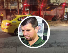 En este taxi se movilizaba Julio David Mendoza López, quien fue acribillado junto a otras tres personas.