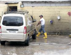 Las autoridades intensificarán los operativos en las lavadoras de autos.