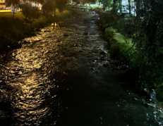 Caudal del río Tomebamba este 26 de noviembre.