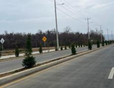 Los primeros 3 kilómetros tienen cuatro carriles y cuentan con señalización y arborización. EVER MOREIRA.