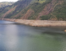 El embalse de Mazar ha aumentado su caudal considerablemente.