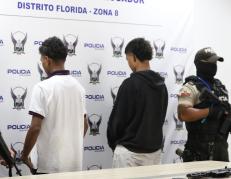 La Policía investiga si los menores pertenecen a un grupo armado.