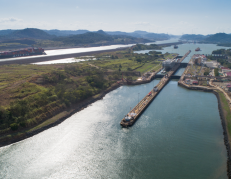 El Canal de Panamá, símbolo de soberanía nacional.