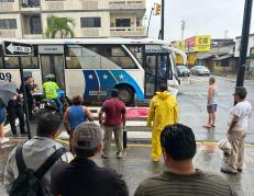 Moradores del sector dieron la alerta del trágico suceso.