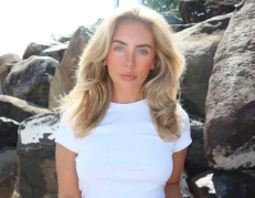 Bonnie Blue gana mucho dinero haciendo contenido erótico en OnlyFans.