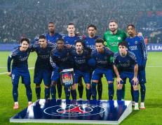 willian pacho psg champions sdf
