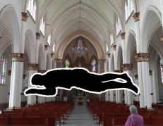 Suicidio en iglesia