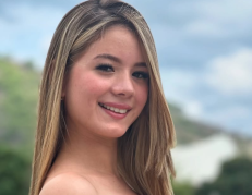 Leidy Álvarez aparece en varios videos culturales de su provincia