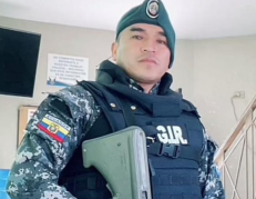 Policía.
