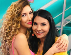 Ana Paula y su mamá Ana Buljubasich