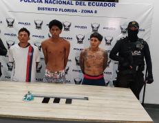 Los detenidos por el crimen de taxista en Guayaquil.