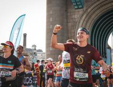 Capitán de policía corre maratones