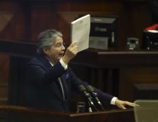 Guillermo Lasso durante su juicio político en la Asamblea Nacional.