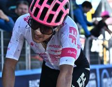 Giro d'Italia cycling - Carapaz
