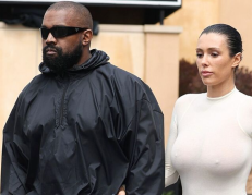 Bianca Censori, esposa de Kanye West, volvió a aparecer desnuda.