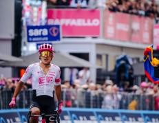 Richard Carapaz, EF Education-EasyPost, ciclismo, Giro de Italia, en vivo, etapa 19, Corsa Rosa, alta montaña