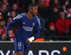willian pacho psg 3 sdds