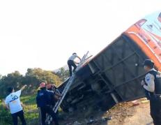 Accidente de tránsito en Manabí dejó un muerto y heridos.