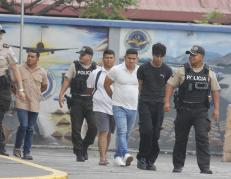 Los aprehendidos fueron llevados hacia el cuartel modelo, a la espera de la audiencia de flagrancia