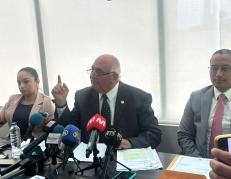 Registrador de la Propiedad se defiende tras acusaciones del Ministro de Interior.