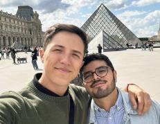 Diego Ulloa, de Ecnchufe TV, anunció su que se casa en redes sociales.