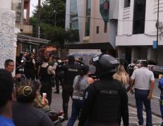 Se produjo un ataque armado en el que tres personas fueron baleadas.