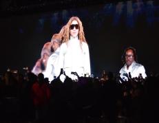 Shakira se presentó en el estadio Olímpico Atahualpa.