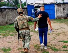 DETENIDO CON PAPELETAS EN GALERA