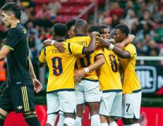 La selección de Ecuador se prepara para disputar su quinto Mundial.