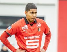 Joyita tricolor: Elías Legendre debutó con Rennes ante el PSG.