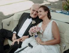 Marcela Aguiñaga publicó fotos tras la muerte de su padre.