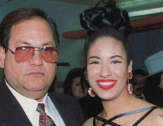 Abraham Quintanilla con su hija Selena