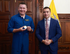 Juan Salinas emprenderá un viaje al espacio.