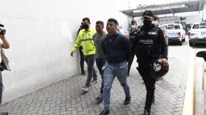 SACAPINTAS DETENIDOS (32876433)