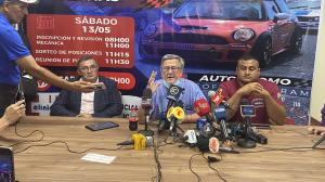 Alberto Navarro, Roberto Gilbert y Jonatan Valle, anfitriones del automovilismo en Santa Elena.