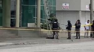 amenaza de bomba avenida Miguel H Alcívar