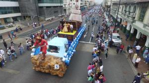 DESFILE POR EL ANIVERSARIO DE FUNDACIÓN DE GUAYAQUIL