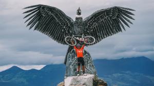 Richard-Carapaz-Ineos-documental-ciclismo