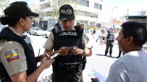 Referencial. 950 policías estarán disponibles para controlar el orden por las fiestas de Guayaquil.