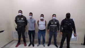 Venezolanos detenidos robo centro comercial 2