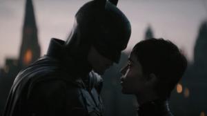 Batman une fuerzas con Gatúbela en la nueva película.
