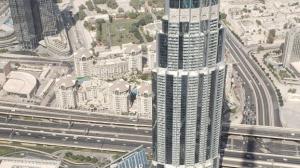 El Burj Khalifa es uno de los edificios más grandes de Dubái.