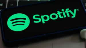Spotify, el gigante sueco de servicios de "streaming" de audio, va a reforzar su apuesta por el negocio del pódcast con la adquisición de Podsights y Chartable, dos populares herramientas para los creadores de contenidos en audio. En un comunicado, Spotif