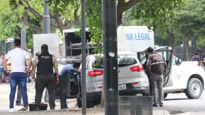 En el lugar donde fue asesinado León Mejía la policía encontró 13 indicios balísticos.