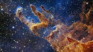El James Webb permite ver Los Pilares de la Creación llenos de estrellas